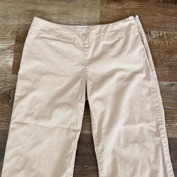 Tommy Hilfiger khaki capris - Picture 3 of 7